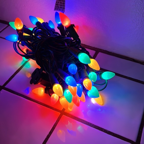 Philips 50 count LED Lights - Picture 1 of 4